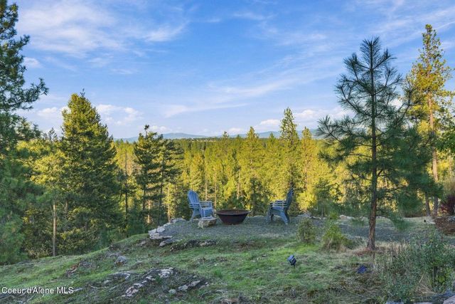 10537 W GENESEE CT, Post Falls, ID 83854