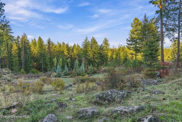 10537 W GENESEE CT, Post Falls, ID 83854