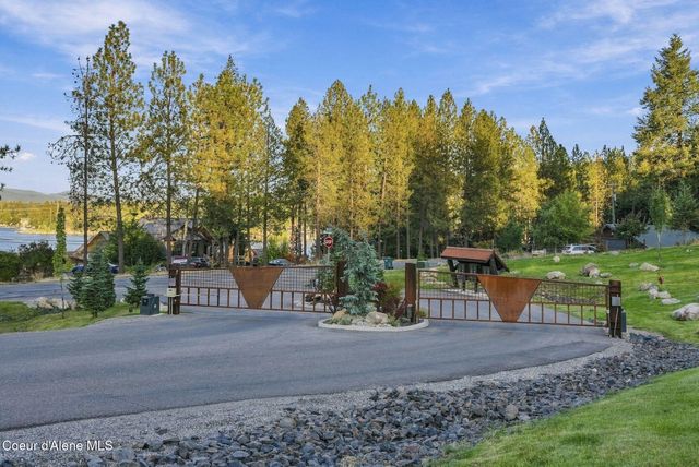 10537 W GENESEE CT, Post Falls, ID 83854