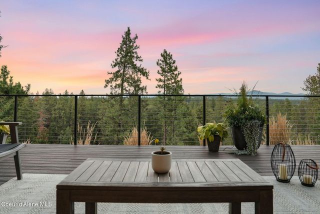 10537 W GENESEE CT, Post Falls, ID 83854