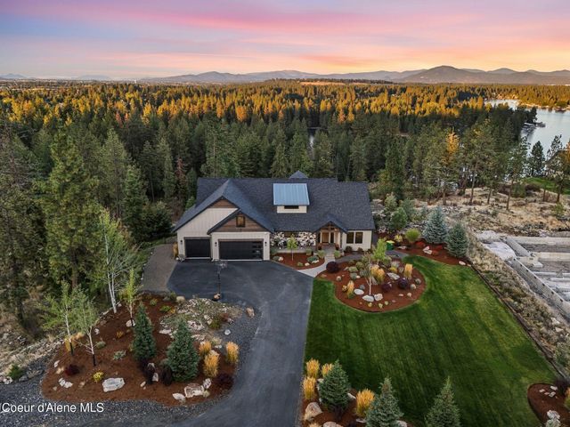 10537 W GENESEE CT, Post Falls, ID 83854