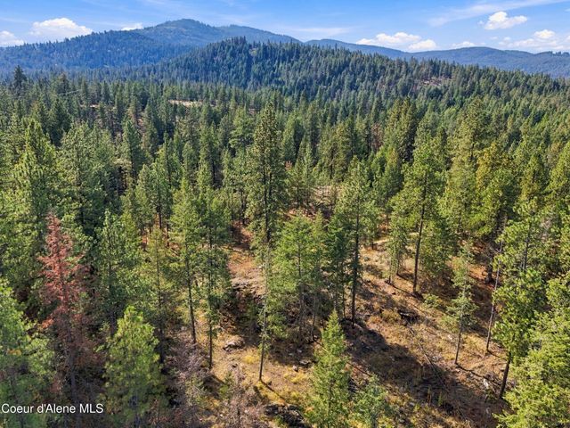 10537 W GENESEE CT, Post Falls, ID 83854