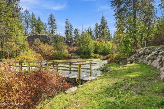 10537 W GENESEE CT, Post Falls, ID 83854