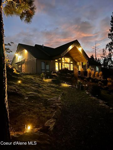 10537 W GENESEE CT, Post Falls, ID 83854