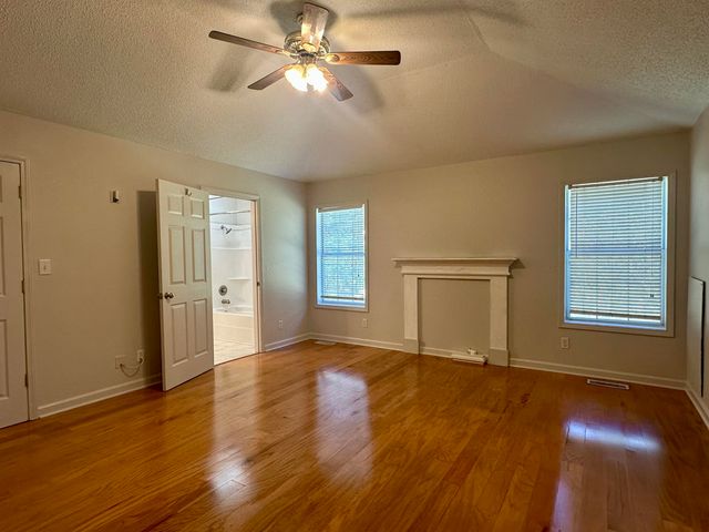 130 GLEN DR, Selmer, TN 38375