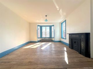 23 Dubois Street 4, Newburgh, NY 12550