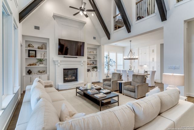 10003 Ellenora, Boerne, TX 78006