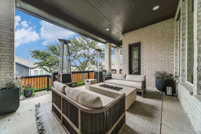 10003 Ellenora, Boerne, TX 78006