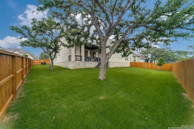 10003 Ellenora, Boerne, TX 78006