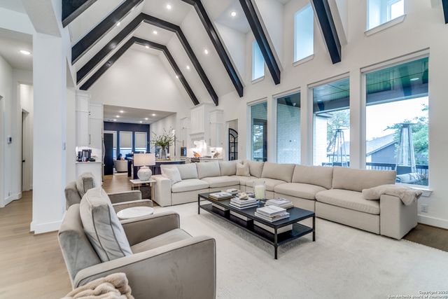 10003 Ellenora, Boerne, TX 78006