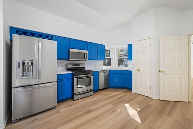 15013 Big Falls DR, Leander, TX 78641