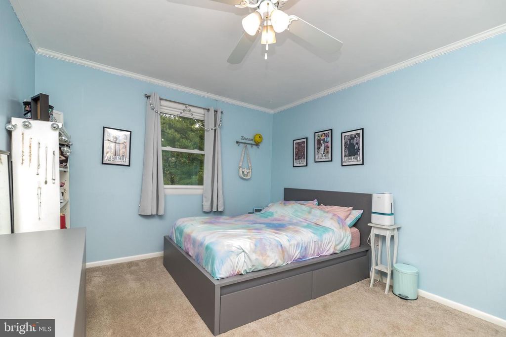 1512 TENNIS CIR, Lansdale, PA 19446