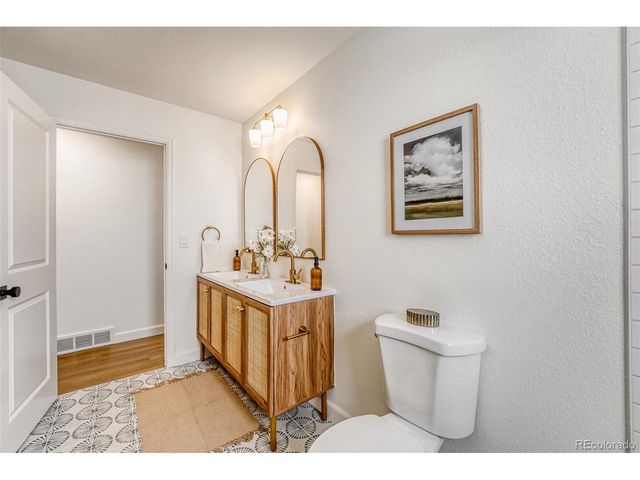 1529 S Nucla St, Aurora, CO 80017