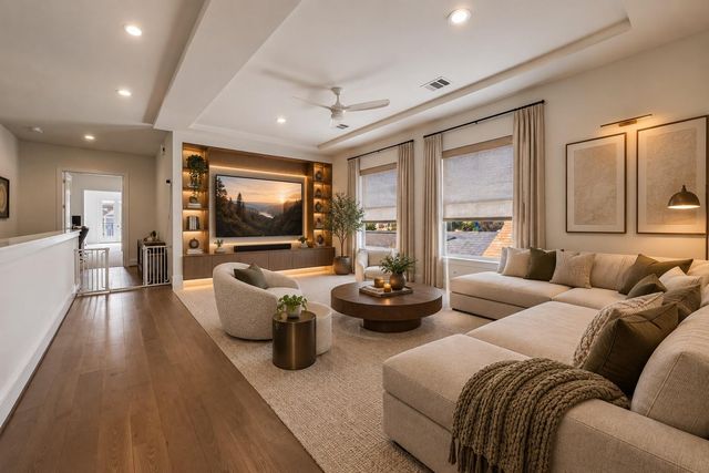 541 W 27th Street, Houston, TX 77008