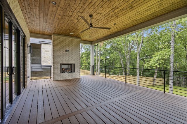1004 Rodney Dr, Nashville, TN 37205