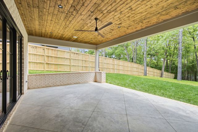 1004 Rodney Dr, Nashville, TN 37205