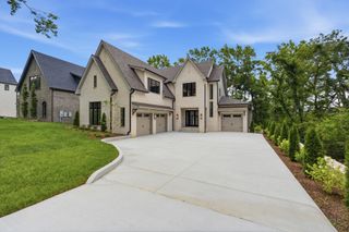 1004 Rodney Dr, Nashville, TN 37205