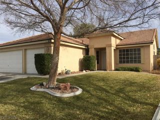 6138 CIRCLING HAWK Drive, North Las Vegas, NV 89031