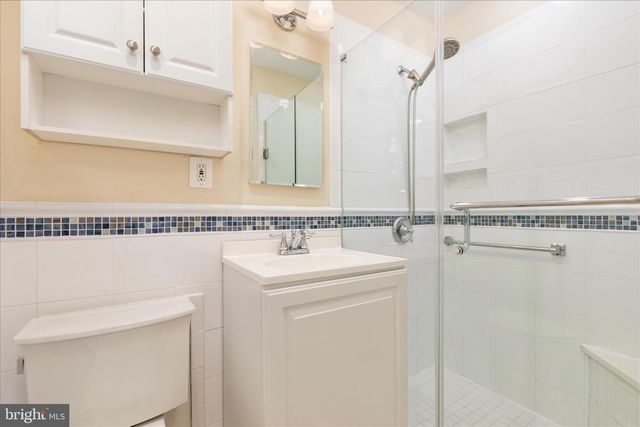 2406 CLAREMONT DR, Falls Church, VA 22043