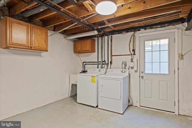2406 CLAREMONT DR, Falls Church, VA 22043