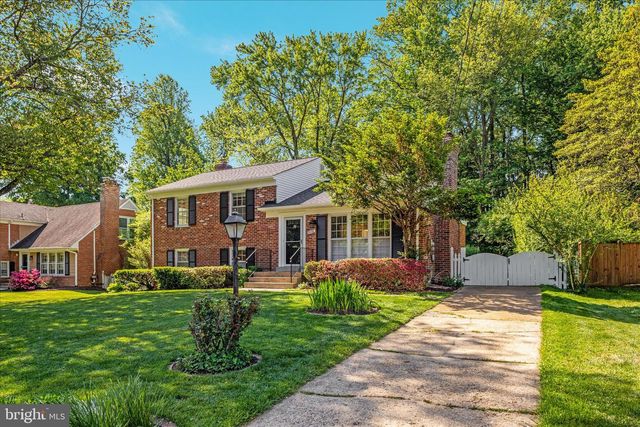 2406 CLAREMONT DR, Falls Church, VA 22043
