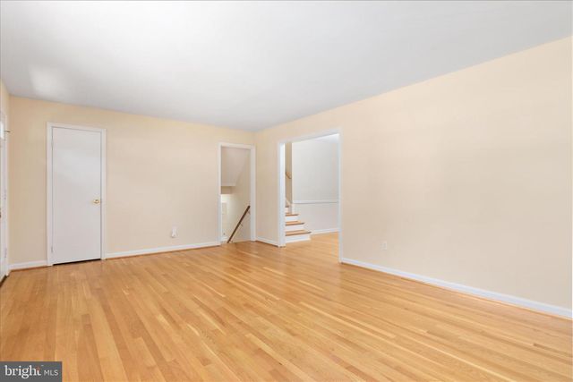 2406 CLAREMONT DR, Falls Church, VA 22043