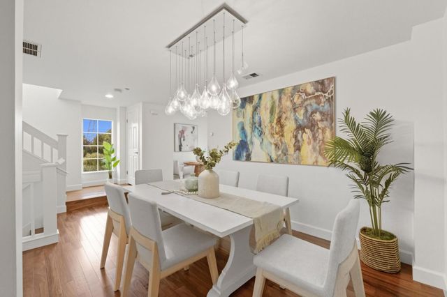 7 Chart Lane, Redwood City, CA 94065