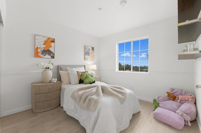 7 Chart Lane, Redwood City, CA 94065