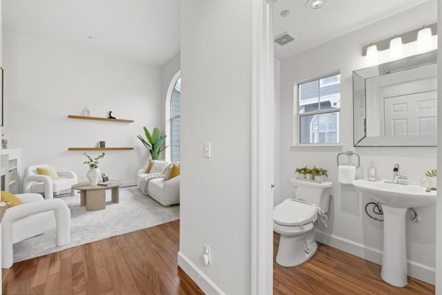 7 Chart Lane, Redwood City, CA 94065