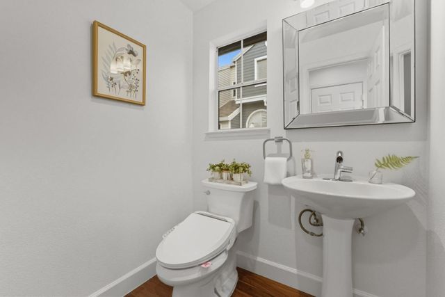 7 Chart Lane, Redwood City, CA 94065