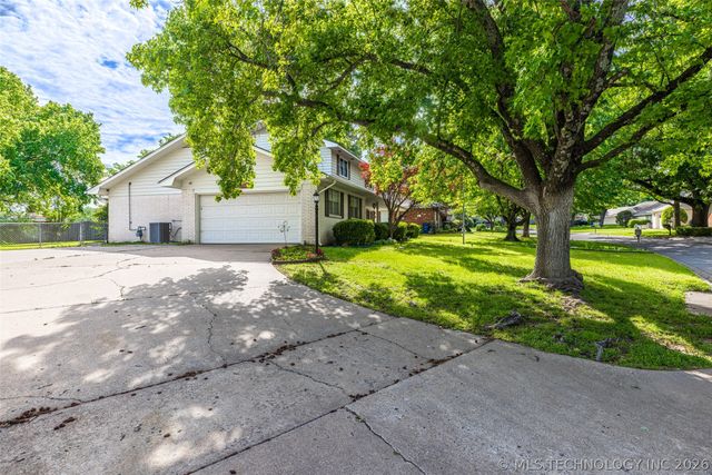 6768 S 66th East Avenue, Tulsa, OK 74133