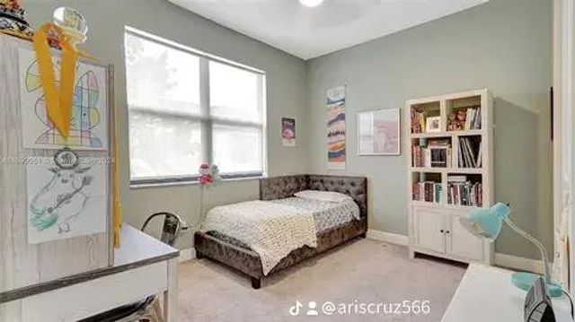 20908 NW 1st Drive, Pembroke Pines, FL 33029