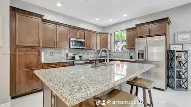 20908 NW 1st Drive, Pembroke Pines, FL 33029