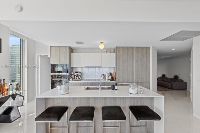 2900 NE 7th Ave 3107, Miami, FL 33137