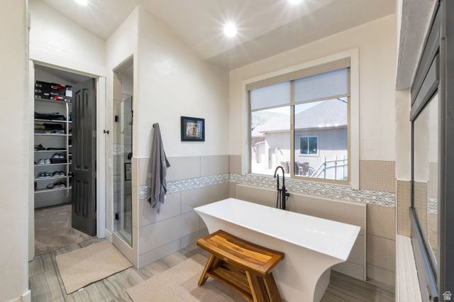 513 E SOUTHFORK DR, Draper, UT 84020