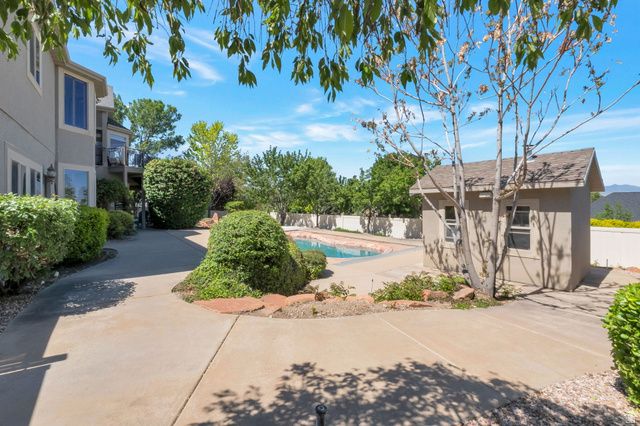 513 E SOUTHFORK DR, Draper, UT 84020