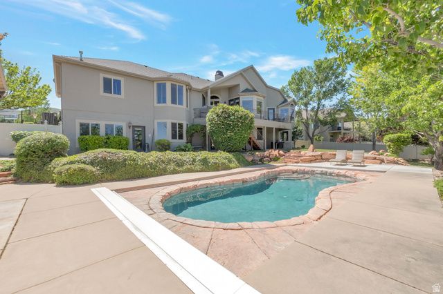 513 E SOUTHFORK DR, Draper, UT 84020
