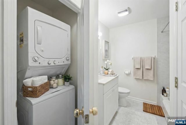 497 Teal Plaza 497, Secaucus, NJ 07094