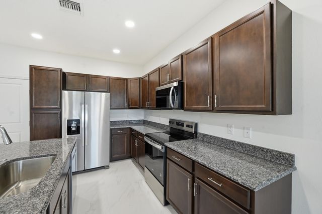 4910 N Longwood Lake Square, Westlake, FL 33470