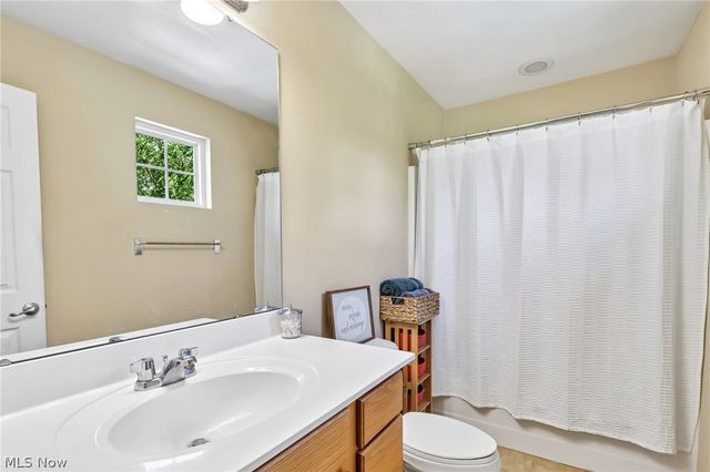 1480 Crescent Drive, Streetsboro, OH 44241