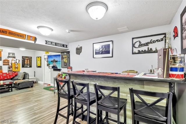 1480 Crescent Drive, Streetsboro, OH 44241