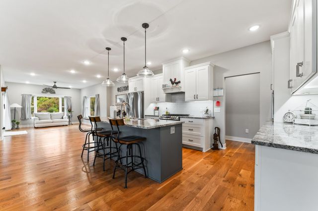 1009 Marion Court NE, Montgomery, MN 56069