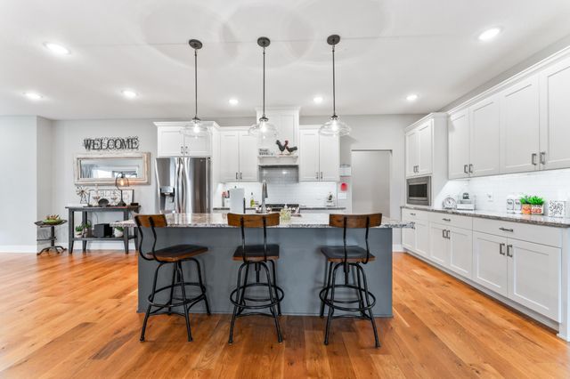 1009 Marion Court NE, Montgomery, MN 56069