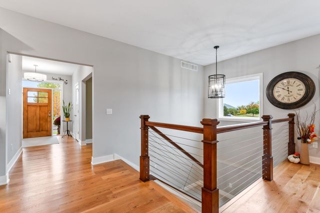 1009 Marion Court NE, Montgomery, MN 56069