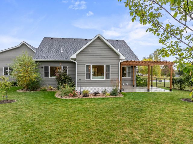 1009 Marion Court NE, Montgomery, MN 56069