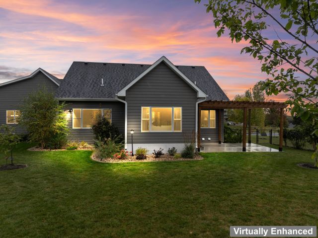 1009 Marion Court NE, Montgomery, MN 56069