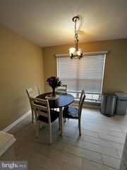 1185 CYPRESS TREE PL, Herndon, VA 20170