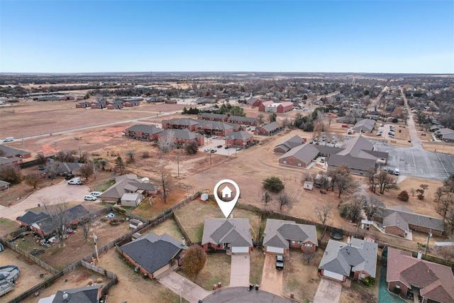 304 Cherokee Court, Blanchard, OK 73010