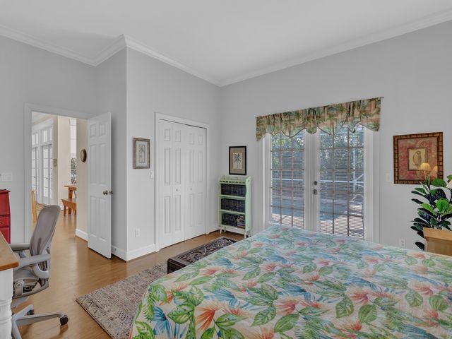 2225 Seaside Street, Vero Beach, FL 32963