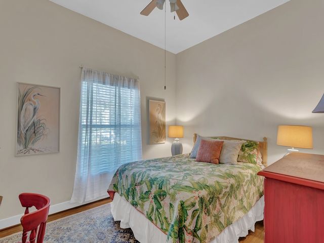 2225 Seaside Street, Vero Beach, FL 32963